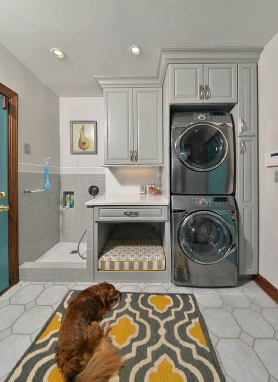 Mudroom Ideas with washer and dryer