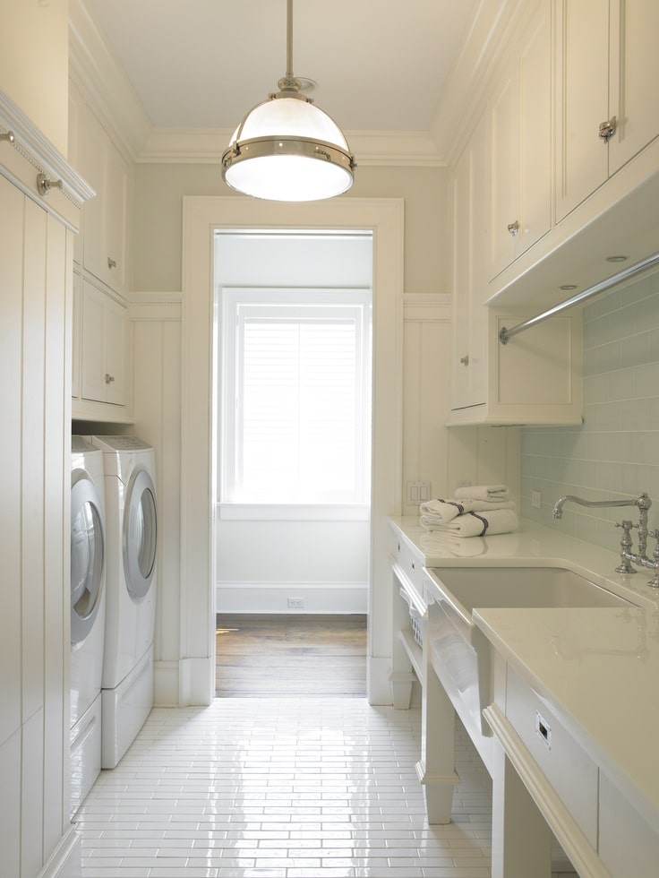 mudroom with sink