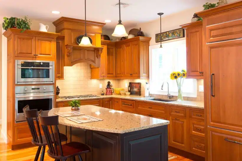 kitchen countertop ideas with oak cabinets