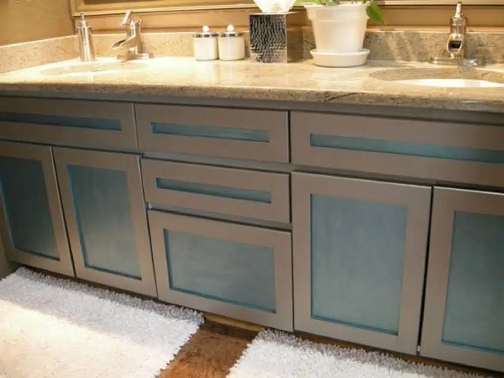 cabinet refacing cost lowes