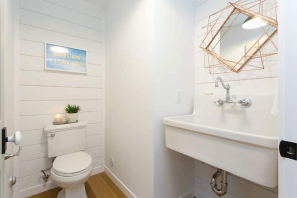 half bathroom paint color ideas