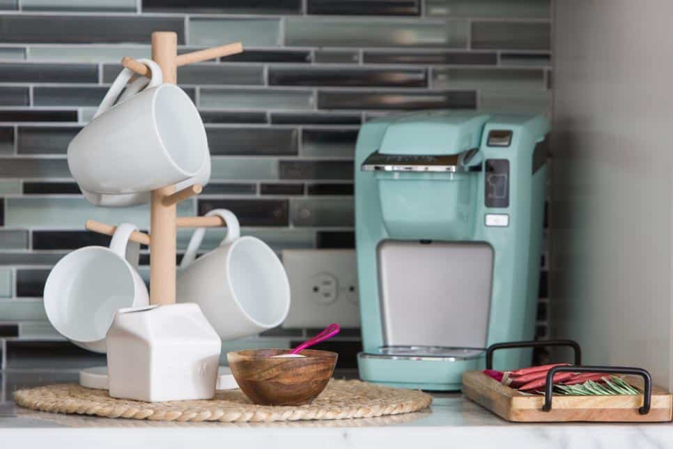 organize kitchen countertops