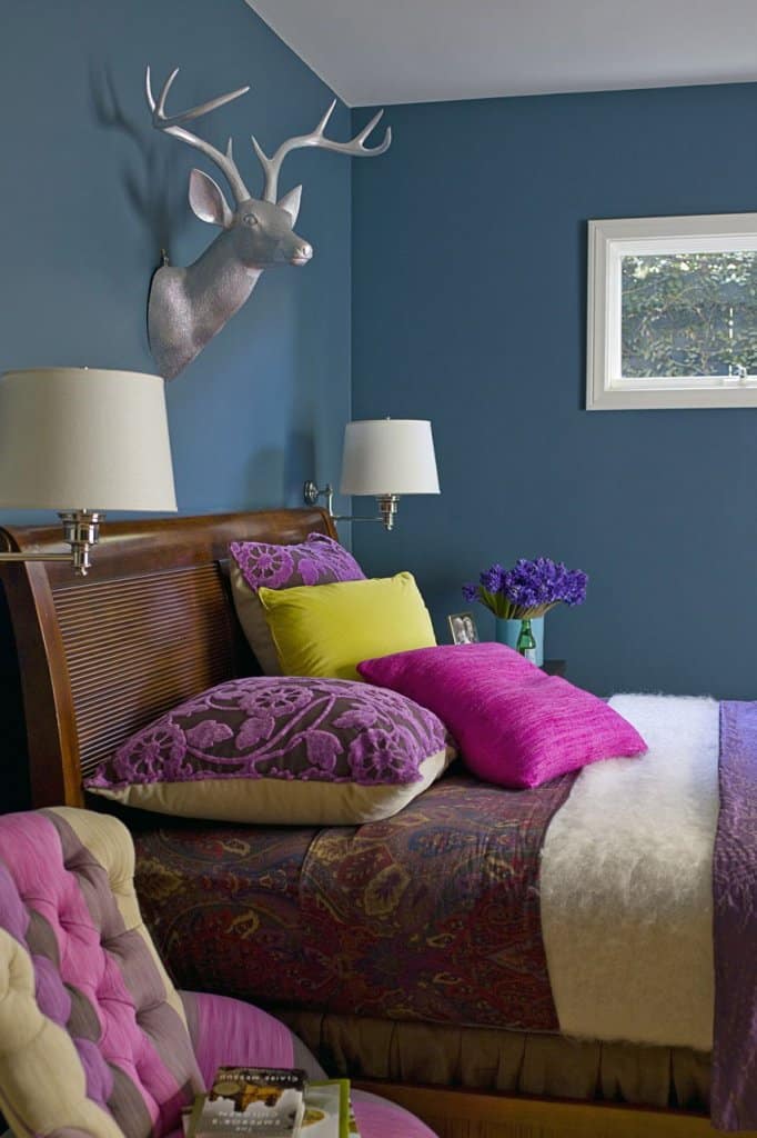 40+ Gorgeous Small Master Bedroom Ideas [Decor Inspirations]