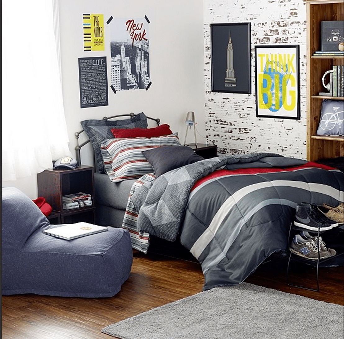 small dorm room ideas for guys