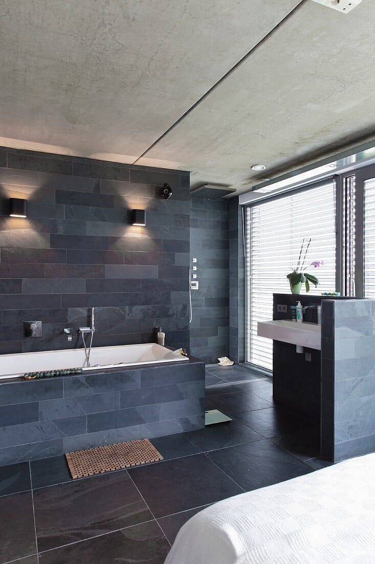 Bathroom Slate Floor and Wall Design