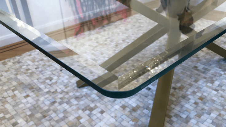 Why You Should Consider a Tempered Glass Table Top